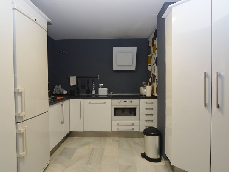 Apartment for Sale in Puerto Banús, Malaga 6