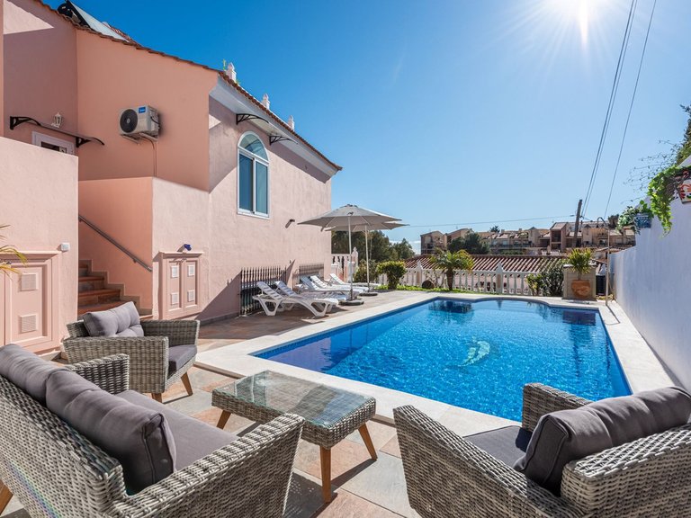 Villa for Sale in Torreblanca, Malaga 1