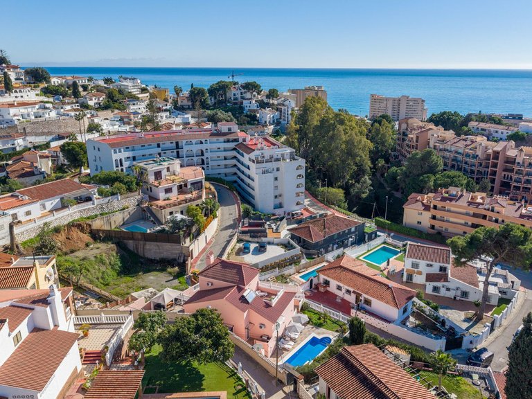 Villa for Sale in Torreblanca, Malaga 28