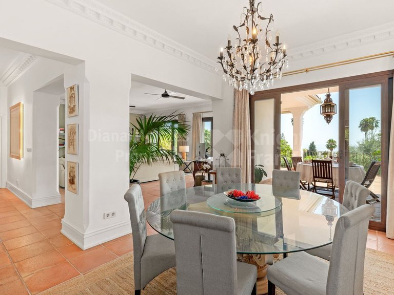 Villa for Sale in Marbella, Malaga 29