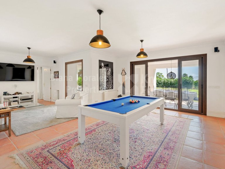 Villa for Sale in Marbella, Malaga 31