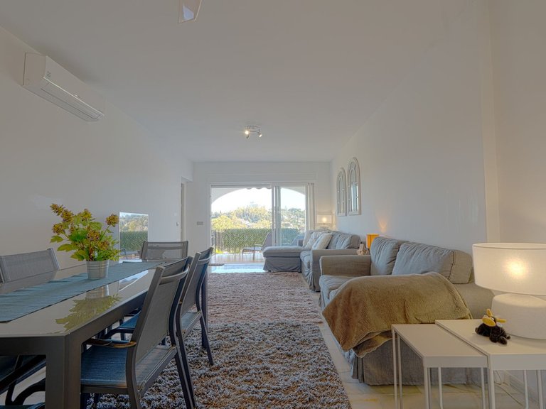 Apartment for Sale in El Paraiso, Malaga 16