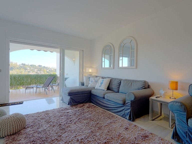 Apartment for Sale in El Paraiso, Malaga 5