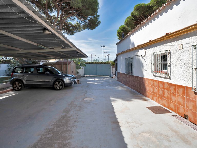 Plot for Sale in Marbella, Malaga 25