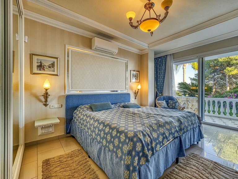 Villa for Sale in Hacienda Las Chapas, Malaga 26