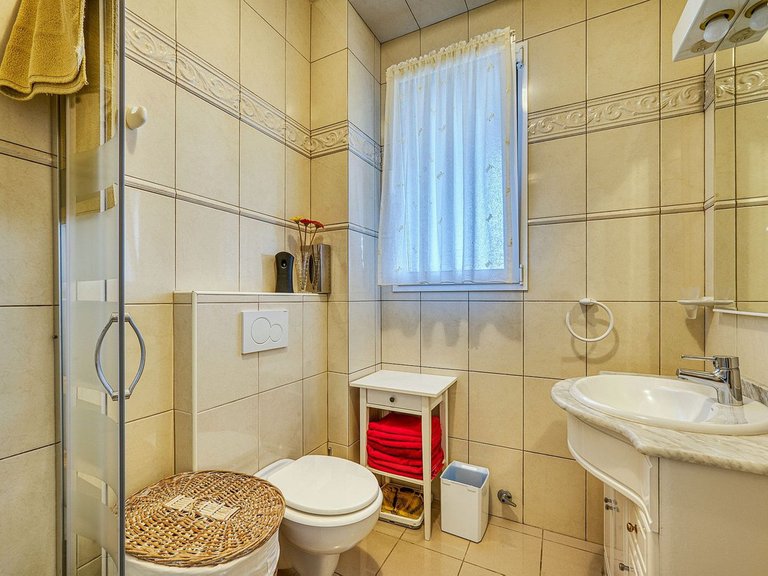 Villa for Sale in Hacienda Las Chapas, Malaga 28