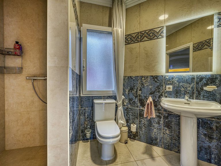 Villa for Sale in Hacienda Las Chapas, Malaga 34