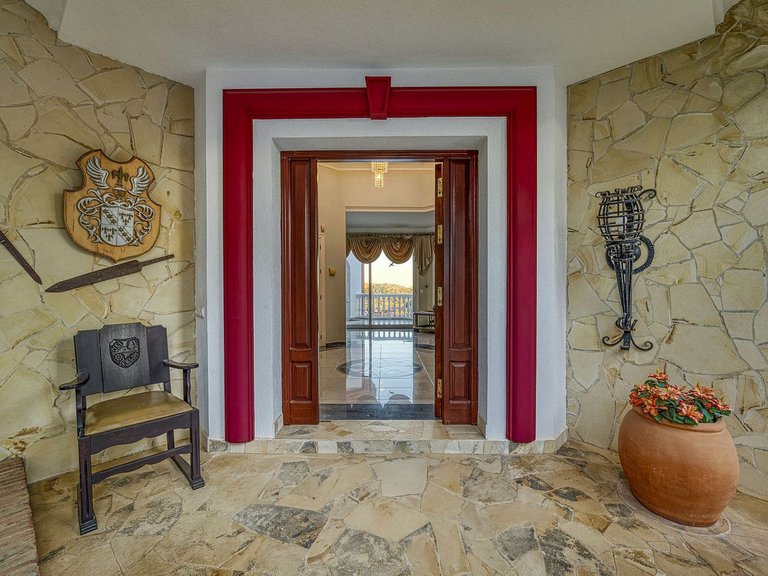 Villa for Sale in Hacienda Las Chapas, Malaga 42