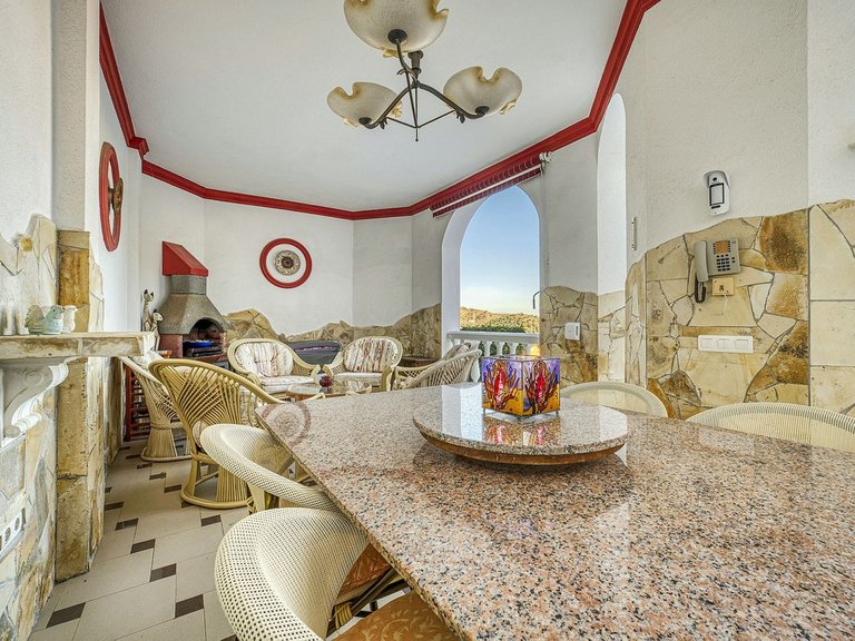 Villa for Sale in Hacienda Las Chapas, Malaga 6