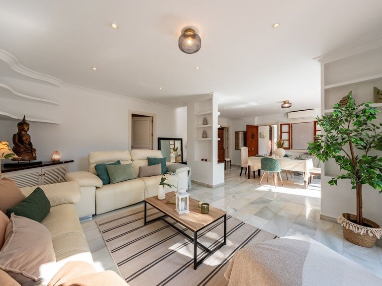 Apartment for Sale in The Golden Mile, Malaga 13