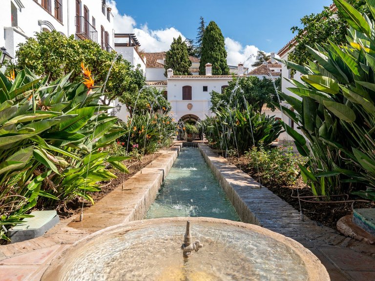 Apartment for Sale in The Golden Mile, Malaga 27