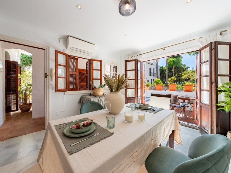 Apartment for Sale in The Golden Mile, Malaga 3