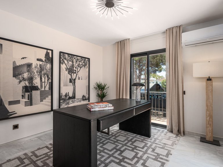 Villa for Sale in Marbella, Malaga 14