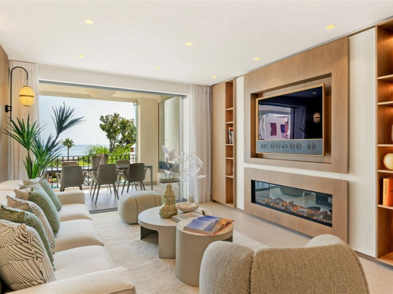 Apartment for Sale in New Golden Mile, Malaga 5