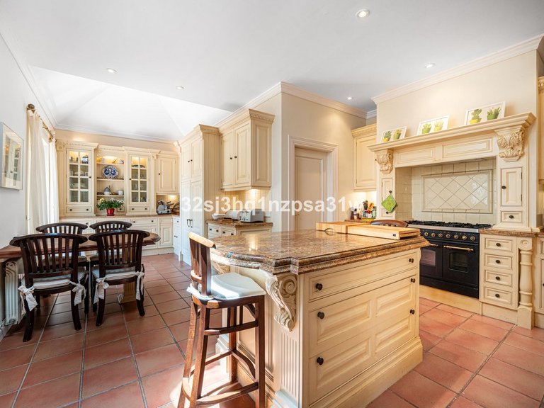 Villa te koop in Sotogrande, Malaga 11