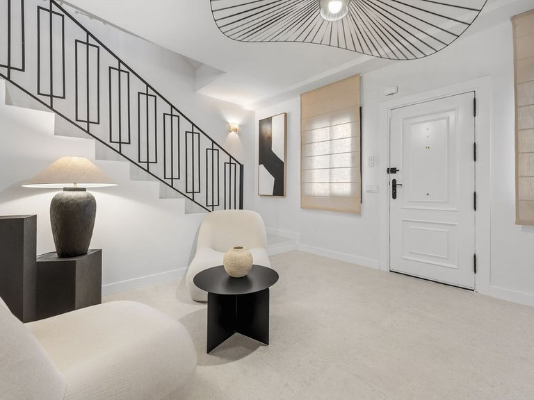 Town House for Sale in Nueva Andalucía, Malaga 13