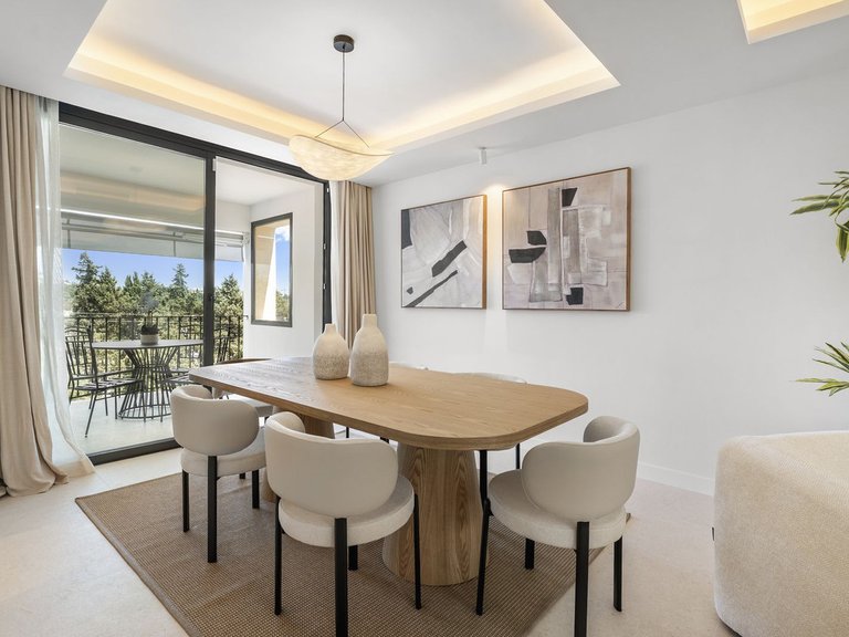 Town House for Sale in Nueva Andalucía, Malaga 25