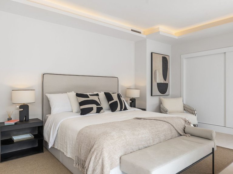 Town House for Sale in Nueva Andalucía, Malaga 35