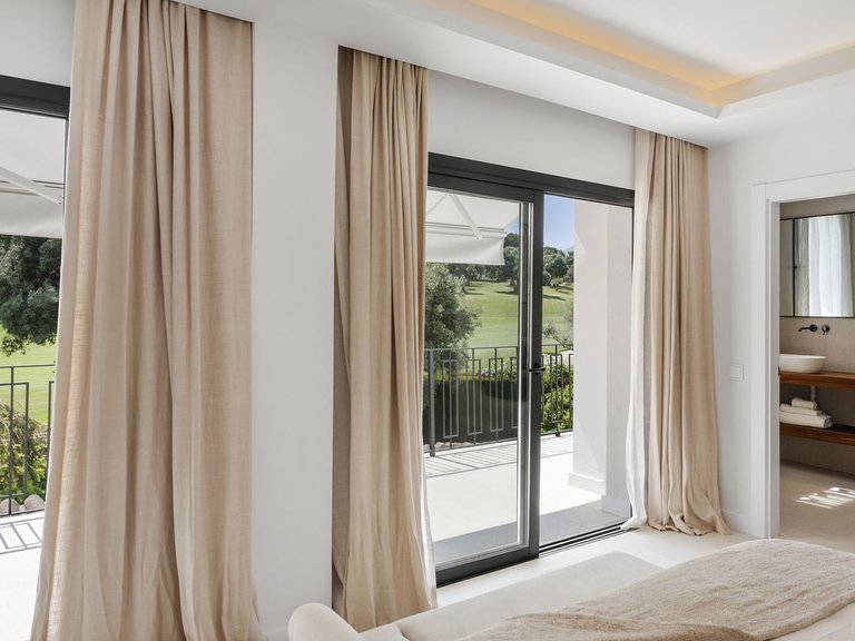 Town House for Sale in Nueva Andalucía, Malaga 36