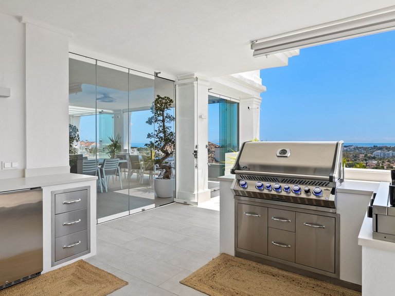 Apartment for Sale in Nueva Andalucía, Malaga 47