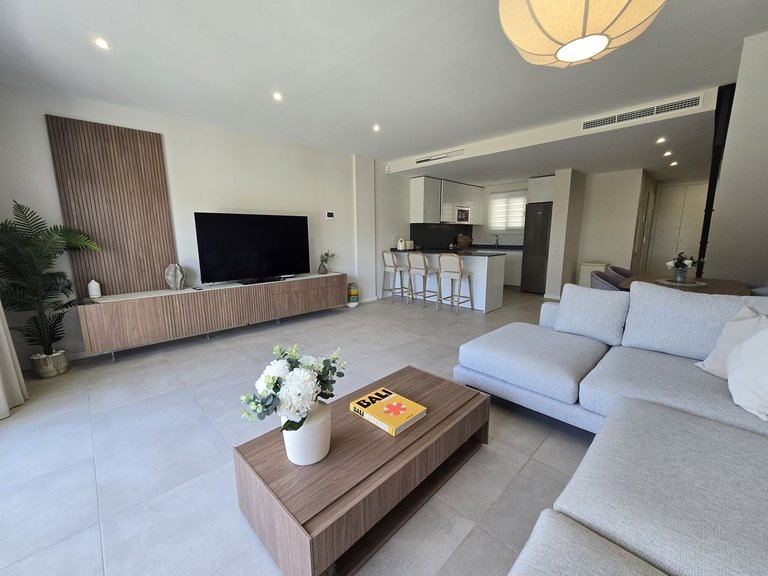 Town House for Sale in Costa del Sol, La Cala De Mijas, Malaga 8
