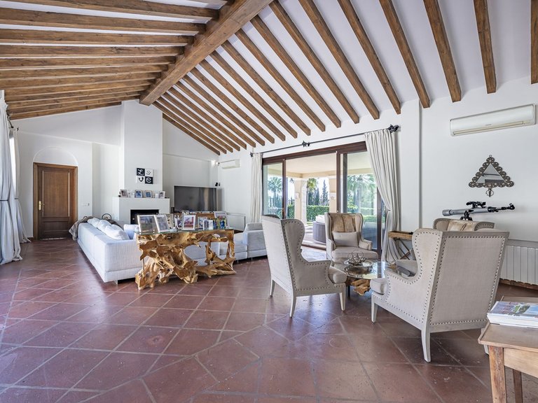 Villa for Sale in Sotogrande, Malaga 10