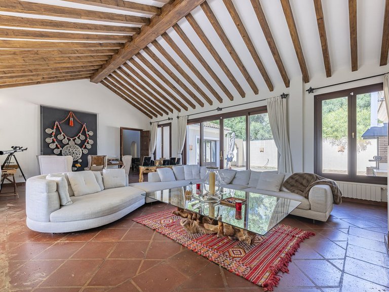 Villa for Sale in Sotogrande, Malaga 11