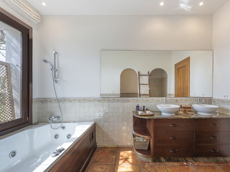 Villa for Sale in Sotogrande, Malaga 23