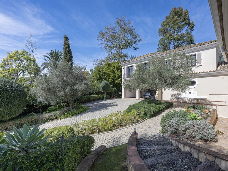 Villa for Sale in Sotogrande, Malaga 27