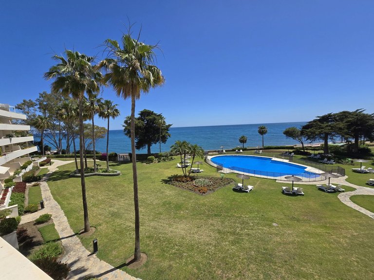 Apartment for Sale in Estepona, Malaga 1