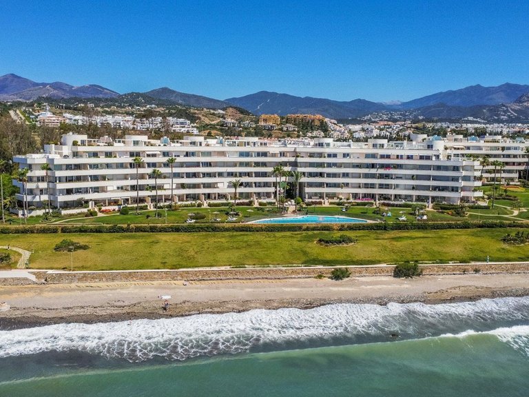 Apartment for Sale in Estepona, Malaga 4