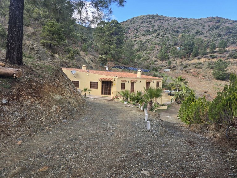Country House for Sale in Costa del Sol, Monda, Malaga 2