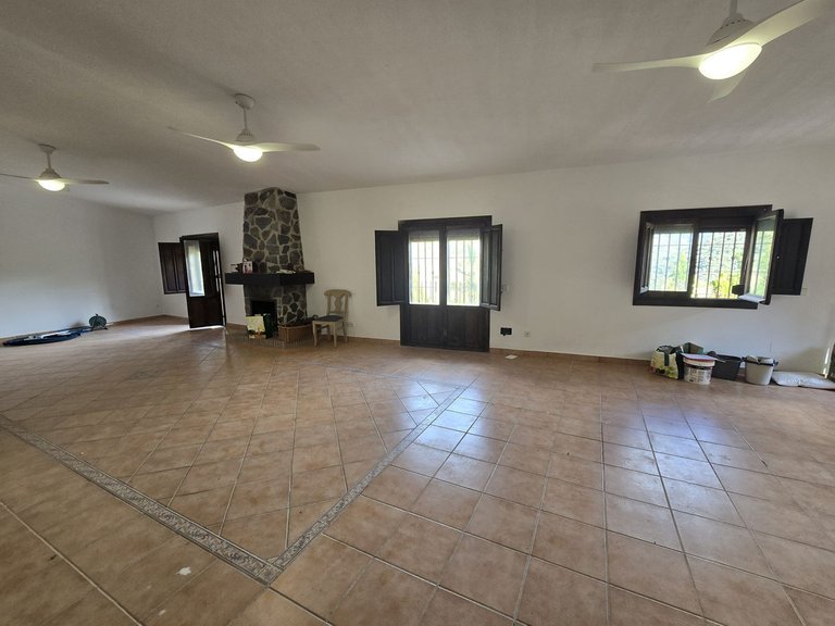 Country House for Sale in Costa del Sol, Monda, Malaga 21