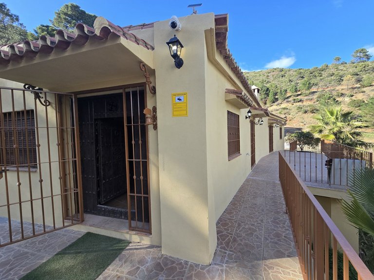Country House for Sale in Costa del Sol, Monda, Malaga 40