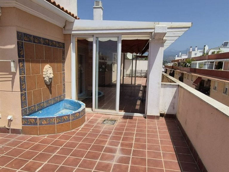 Penthouse for Sale in San Pedro De Alcántara, Malaga 1