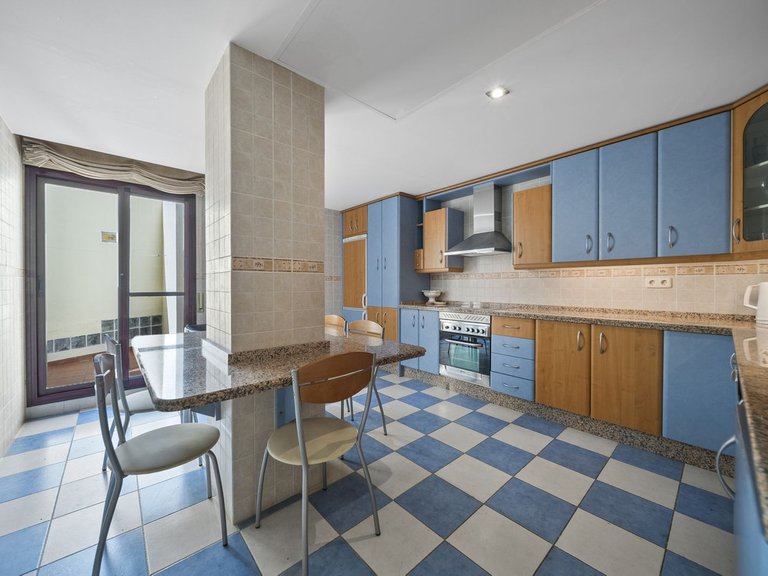 Apartment for Sale in Costa del Sol, Benalmadena, Malaga 13