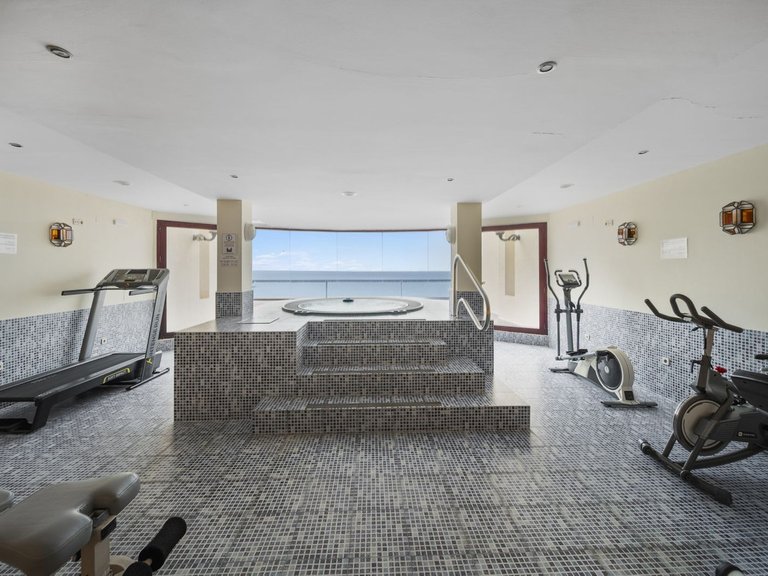 Apartment for Sale in Costa del Sol, Benalmadena, Malaga 16