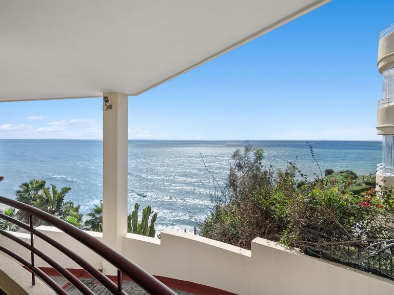 Apartment for Sale in Costa del Sol, Benalmadena, Malaga 2