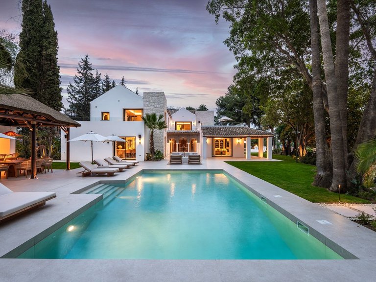 Villa for Sale in Marbella, Malaga 13