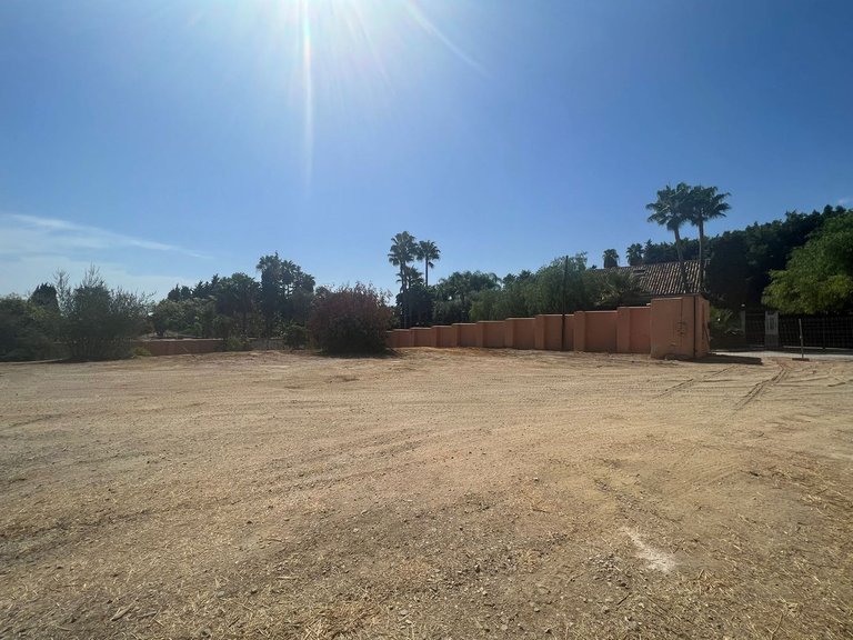 Plot for Sale in The Golden Mile, Malaga 2