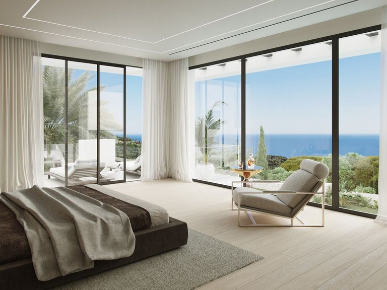 Plot for Sale in The Golden Mile, Malaga 8