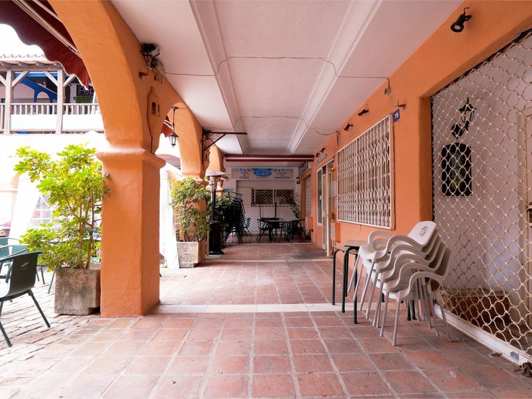 Commercial for Sale in Calahonda, Malaga 3