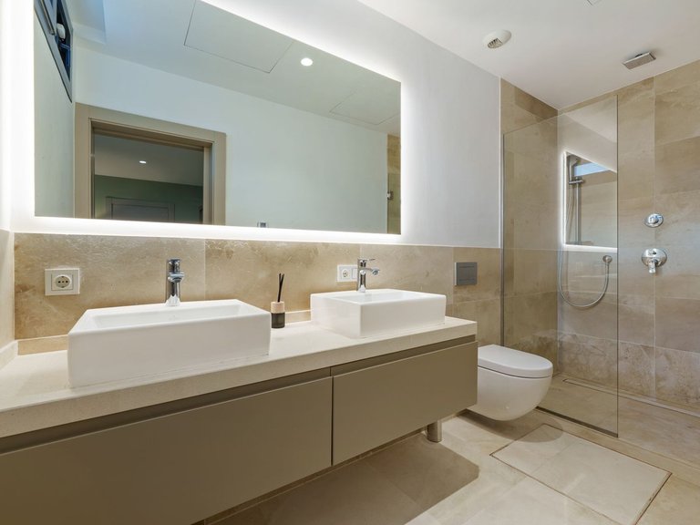 Villa for Sale in Nueva Andalucía, Malaga 14