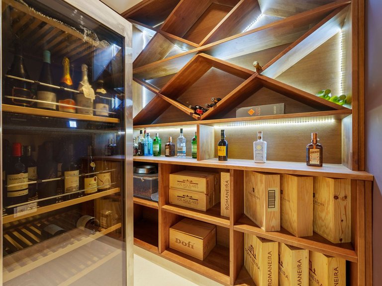 Villa for Sale in Nueva Andalucía, Malaga 39