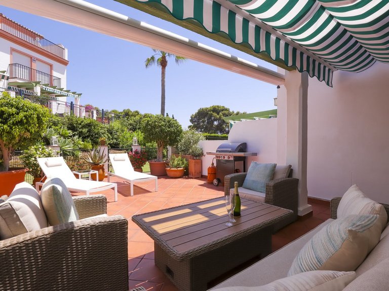 Town House for Sale in Cabopino, Malaga 11