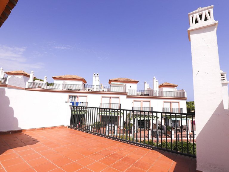 Town House for Sale in Cabopino, Malaga 22