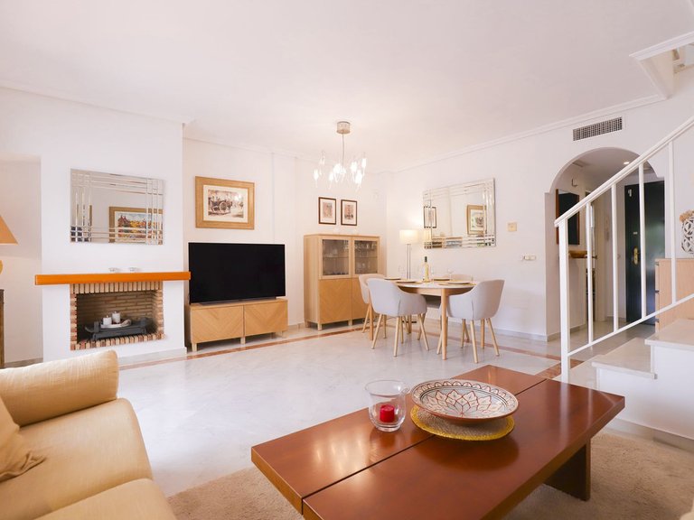 Town House for Sale in Cabopino, Malaga 9