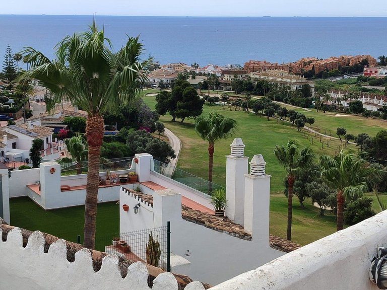 Penthouse for Sale in La Duquesa, Malaga 13