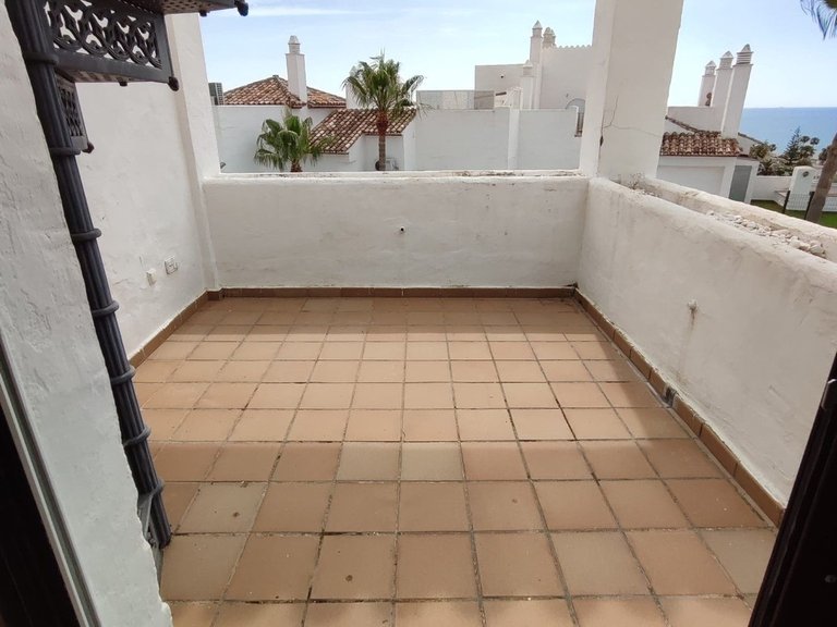 Penthouse for Sale in La Duquesa, Malaga 5