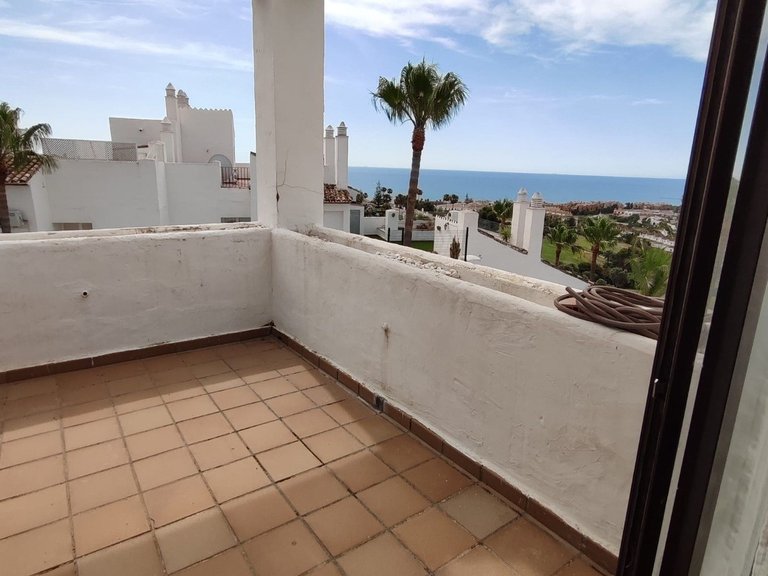 Penthouse for Sale in La Duquesa, Malaga 6